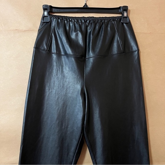 Aritzia | Wilfred Free Daria Pant High Waisted Vegan Leather Leggings Size M - Picture 3 of 9